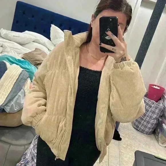 Puffer jacket - Picture 1 of 4